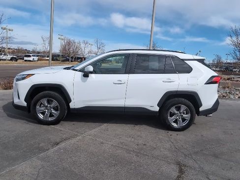 Used 2025 Toyota RAV4 XLE image 4