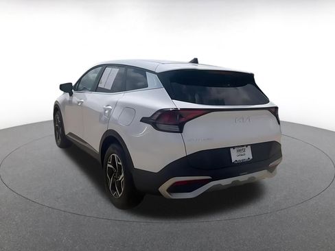 Used 2025 Kia Sportage LX image 11