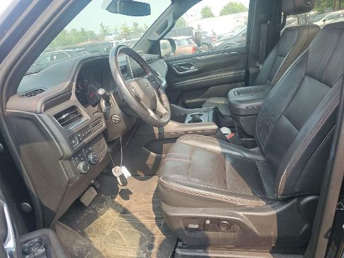 Used 2021 Chevrolet Tahoe RST w/ Luxury Package AWD/4WD image 8