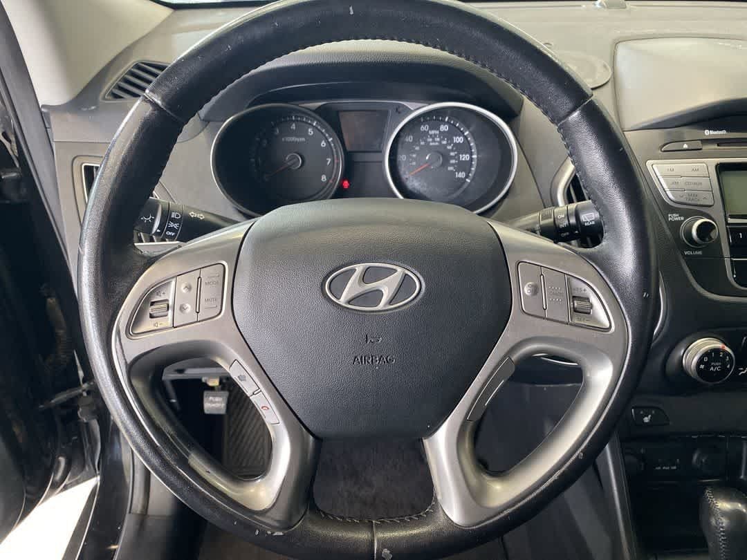 Used 2011 Hyundai Tucson GLS AWD/4WD image 17