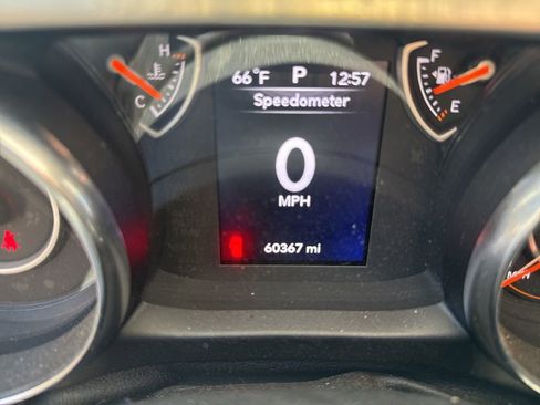 Used 2020 Jeep Wrangler Sport AWD/4WD image 7