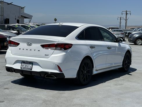 Used 2018 Hyundai Sonata Limited FWD image 7
