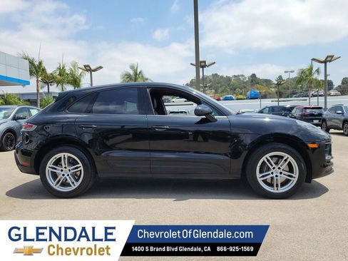 Used 2024 Porsche Macan Turbo AWD/4WD image 11