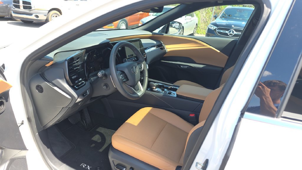 Used 2026 Lexus RX 350 FWD w/ Accessory Package (Z1) image 22