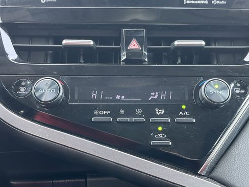 Used 2024 Toyota Camry XSE image 6