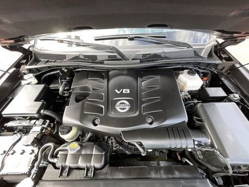 Used 2023 Nissan Armada SL w/ Captain's Chairs Package AWD/4WD image 23