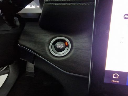 New 2025 Jeep Grand Cherokee L Limited image 19