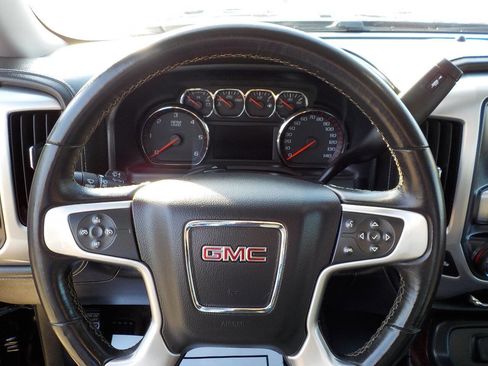 Used 2016 GMC Sierra 1500 SLE w/ Suspension Package, Off-Road image 16