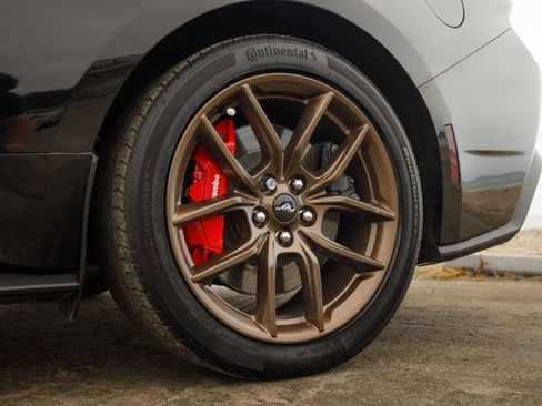 Used 2025 Ford Mustang GT Premium RWD image 30