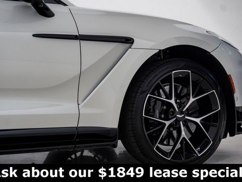 Used 2025 Aston Martin DBX 707 image 7