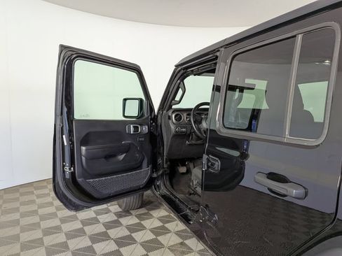 Used 2021 Jeep Wrangler Unlimited Sport AWD/4WD image 14