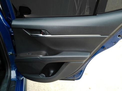 Used 2023 Toyota Camry SE image 24