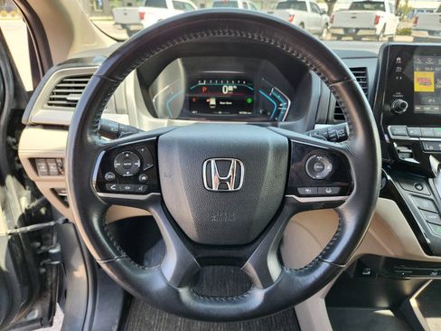 Used 2021 Honda Odyssey Touring image 24