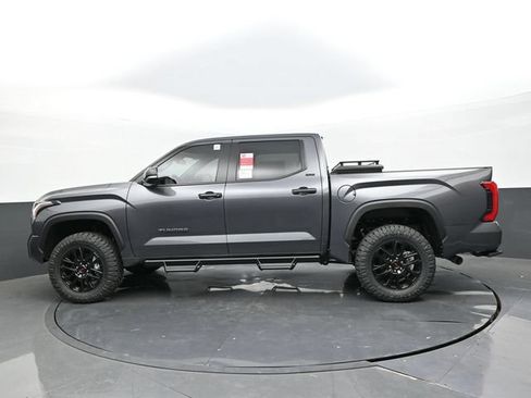 Used 2025 Toyota Tundra SR5 w/ SR5 Convenience Package AWD/4WD image 21