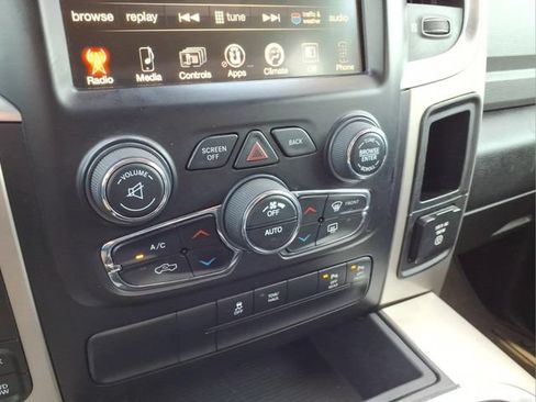 Used 2017 RAM 1500 Big Horn AWD/4WD image 23