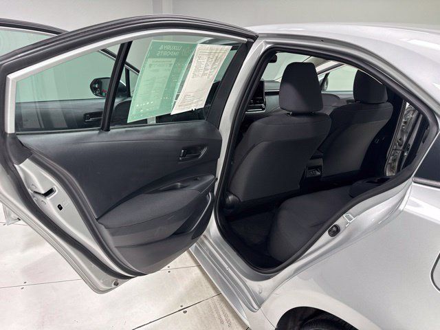 Used 2024 Toyota Corolla LE w/ LE Premium Package FWD image 20