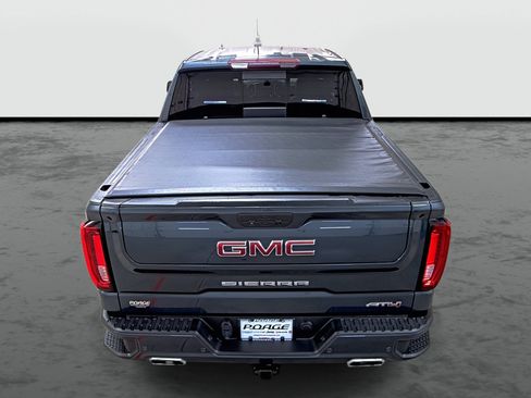 Used 2020 GMC Sierra 1500 AT4 w/ AT4 Premium Package AWD/4WD image 3