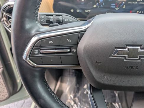 Used 2025 Chevrolet Equinox ACTIV w/ Safety and Technology Package AWD/4WD image 18