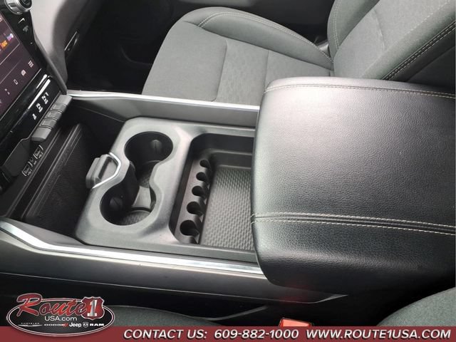 Used 2025 RAM 1500 4x4 Crew Cab image 38