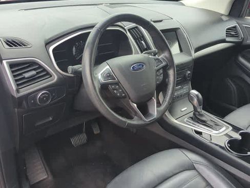 Used 2017 Ford Edge SEL w/ Equipment Group 201A FWD image 10