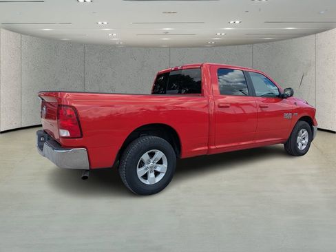 Used 2020 RAM 1500 Classic SLT image 3