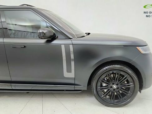 Used 2023 Land Rover Range Rover SE AWD/4WD image 7