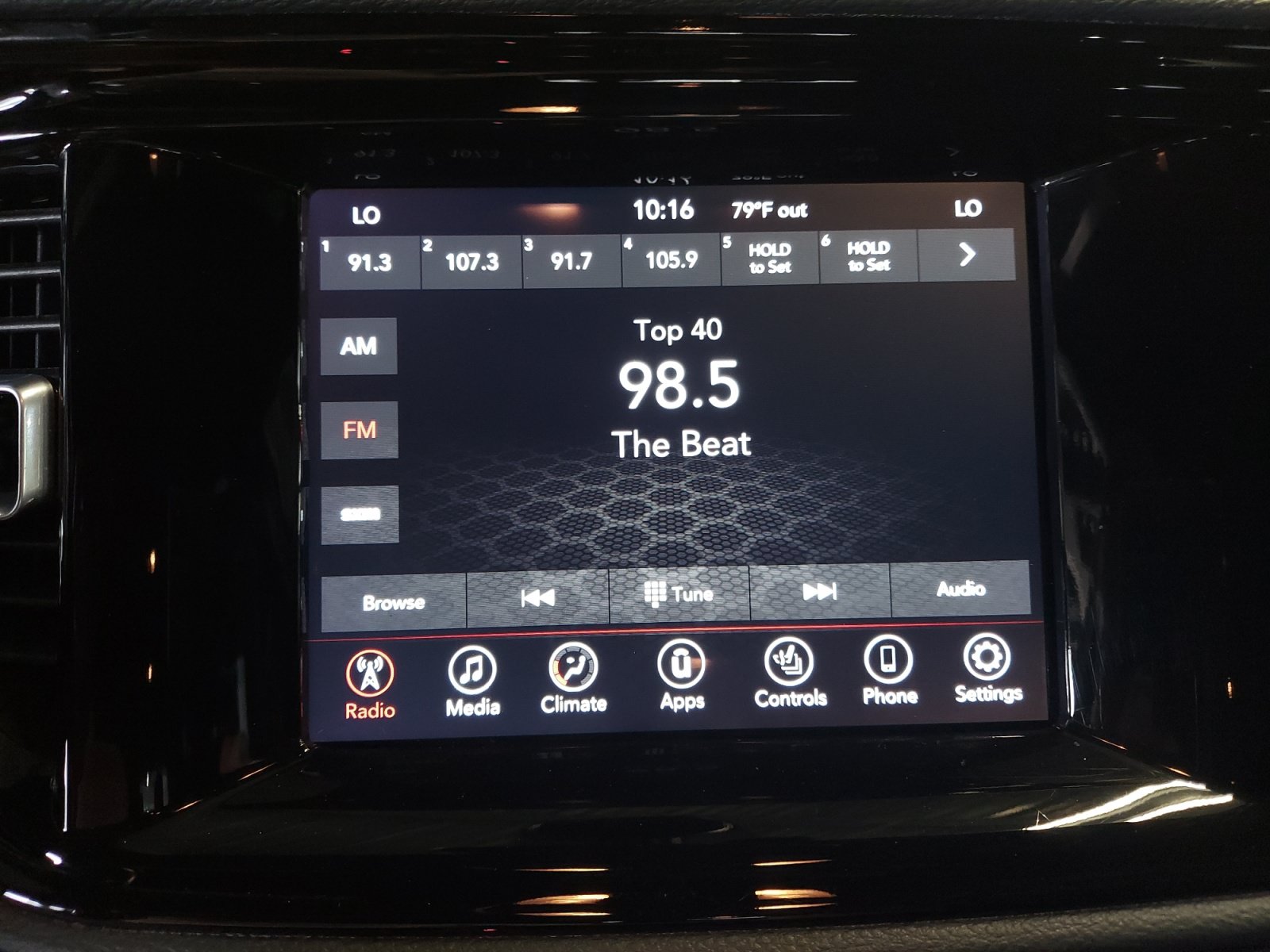 Used 2024 Dodge Durango SXT w/ 3rd Row Seating Group RWD image 16