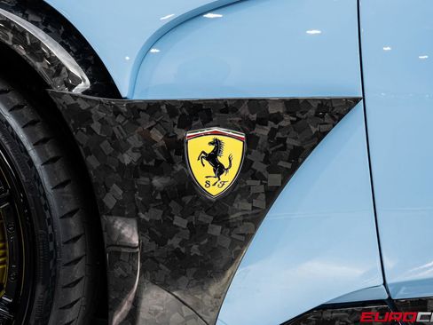 Used 2025 Ferrari Purosangue AWD/4WD image 22