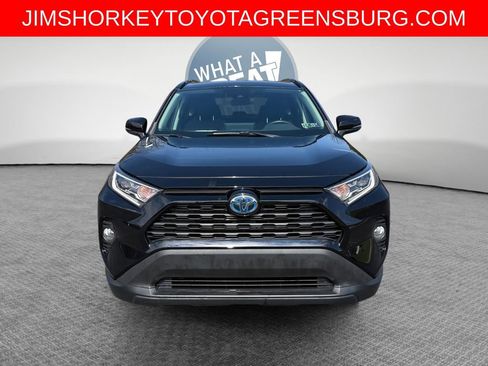 Used 2019 Toyota RAV4 XLE w/ Convenience Package image 9