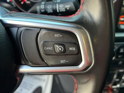 Used 2020 Jeep Wrangler Unlimited Rubicon w/ Dual Top Group AWD/4WD image 13