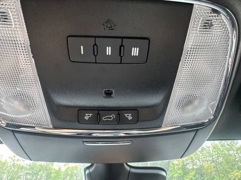 Used 2021 Jeep Grand Cherokee Laredo X AWD/4WD image 22