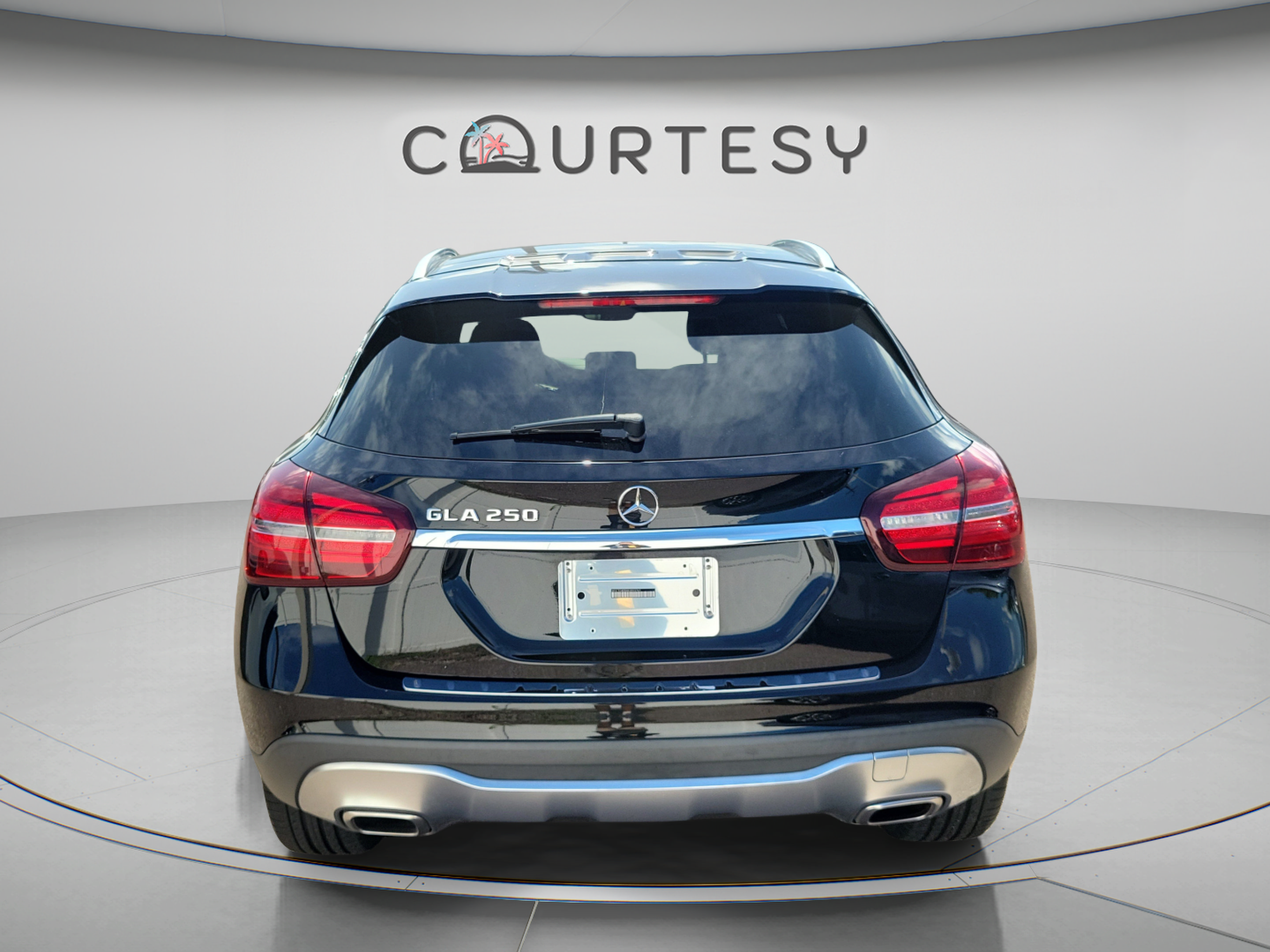 Used 2019 Mercedes-Benz GLA 250 image 4