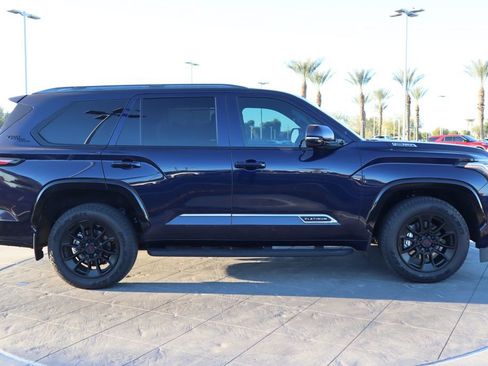Used 2025 Toyota Sequoia Platinum image 4