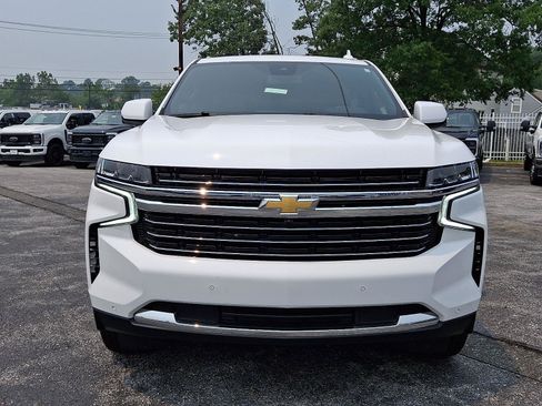 Used 2024 Chevrolet Tahoe LT w/ LT Signature Package AWD/4WD image 2