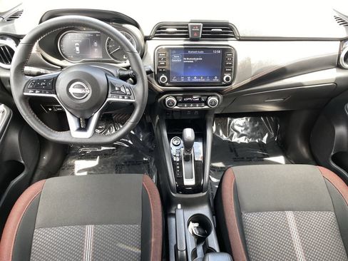 Certified 2025 Nissan Versa SR w/ Trunk Package FWD image 17
