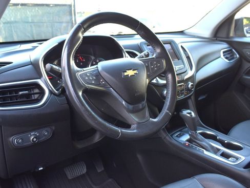 Used 2020 Chevrolet Equinox LT w/ Midnight Edition AWD/4WD image 3