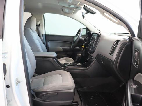 Used 2020 Chevrolet Colorado W/T w/ WT Convenience Package RWD image 18