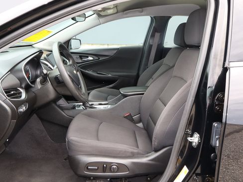 Used 2023 Chevrolet Malibu LT image 7