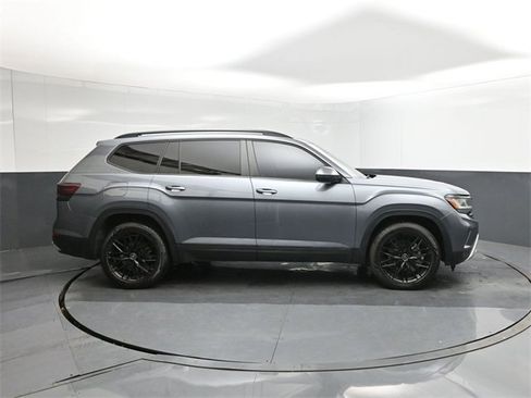 Used 2023 Volkswagen Atlas SE image 26