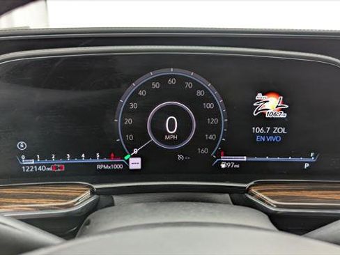 Used 2021 Cadillac Escalade Luxury RWD image 26