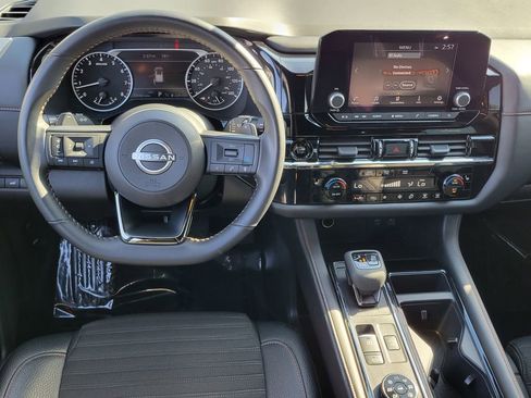 Used 2025 Nissan Pathfinder Rock Creek AWD/4WD image 4