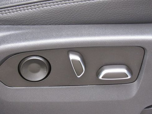 Used 2023 GMC Sierra 1500 Denali image 25