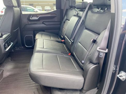 Used 2023 GMC Sierra 1500 Elevation w/ Elevation Premium Package AWD/4WD image 27