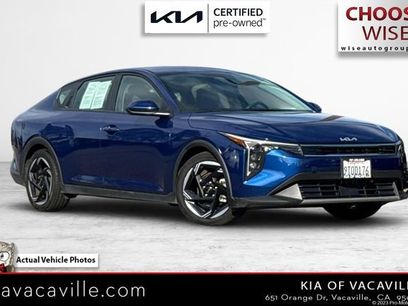Certified 2025 Kia K4 EX