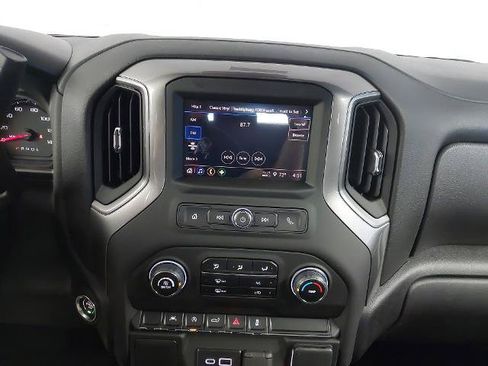 New 2025 Chevrolet Silverado 1500 Custom AWD/4WD image 39