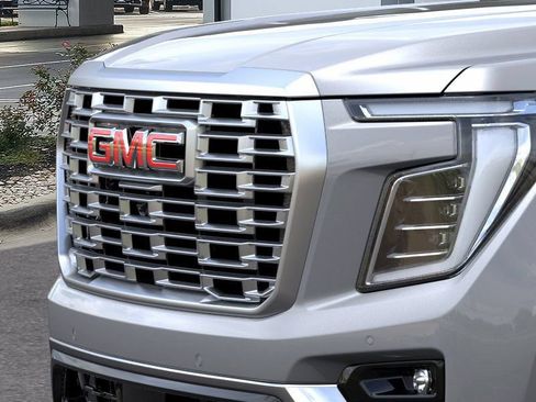 New 2026 GMC Yukon XL Denali w/ Denali Reserve Package AWD/4WD image 13