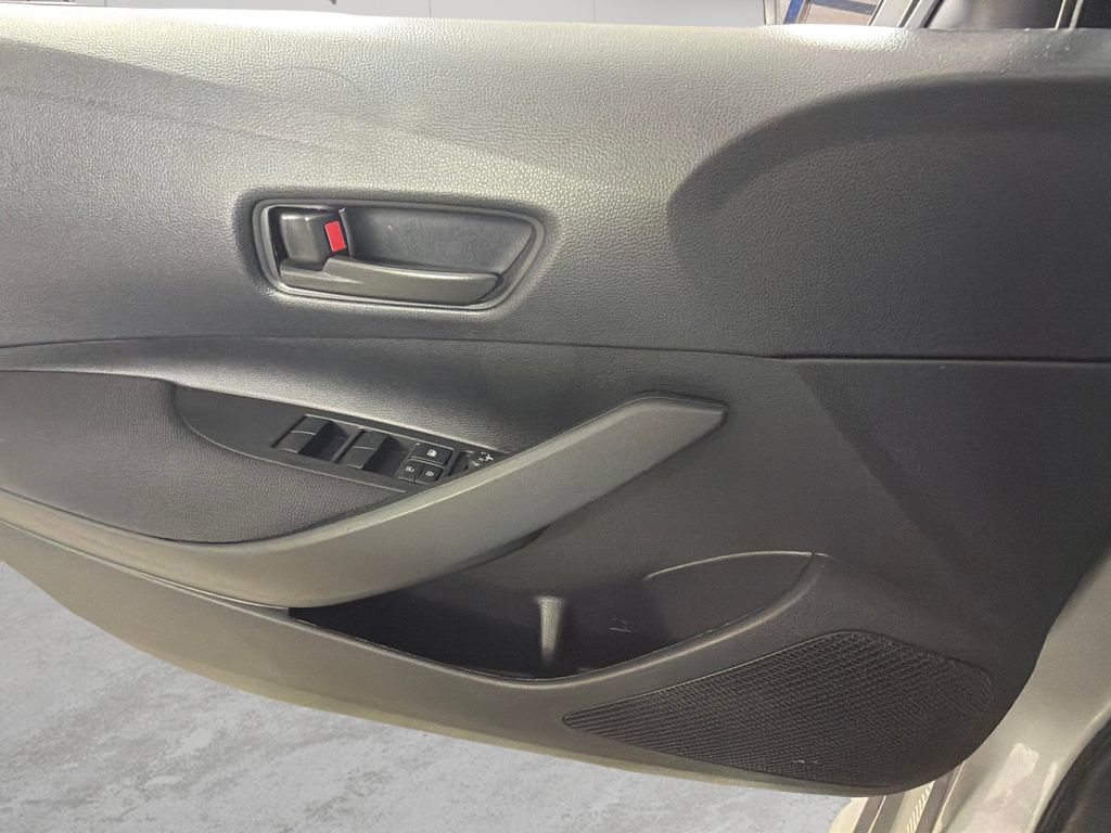 Used 2024 Toyota Corolla LE FWD image 25