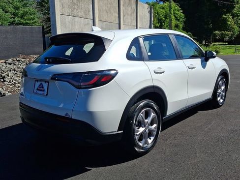 Certified 2024 Honda HR-V LX image 6