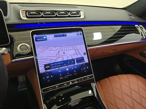 Used 2022 Mercedes-Benz S 580 4MATIC Sedan image 12