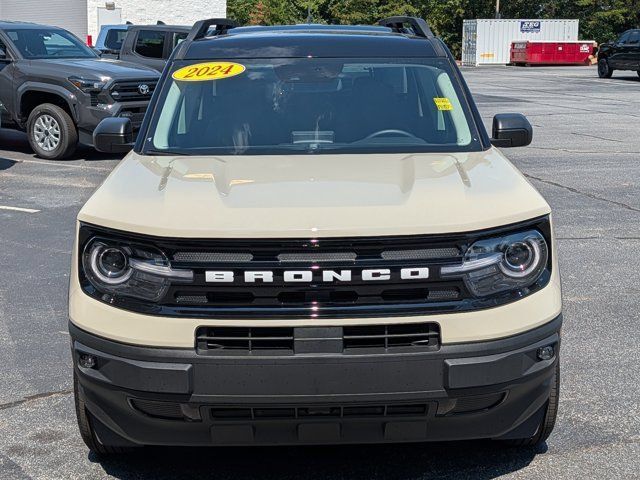 Used 2024 Ford Bronco Sport Outer Banks w/ Tech Package AWD/4WD image 2